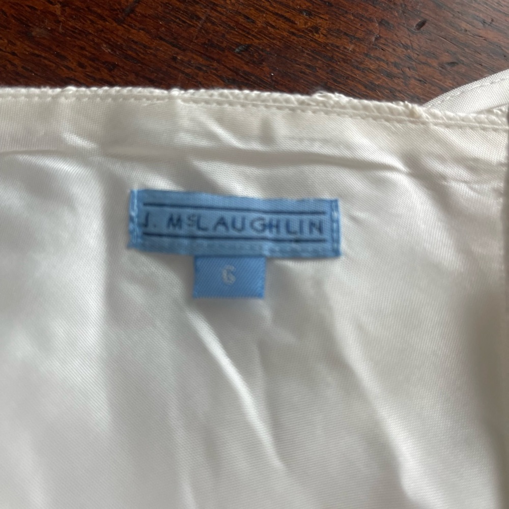 J. McLaughlin Cream Fabric with Blue Tag